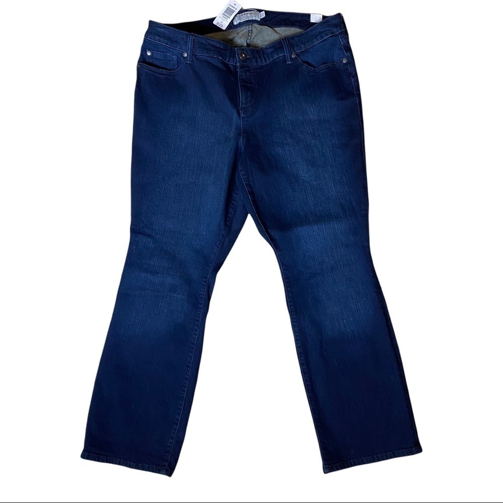 NWT Torrid Dark Wash Jeans. Size 20S